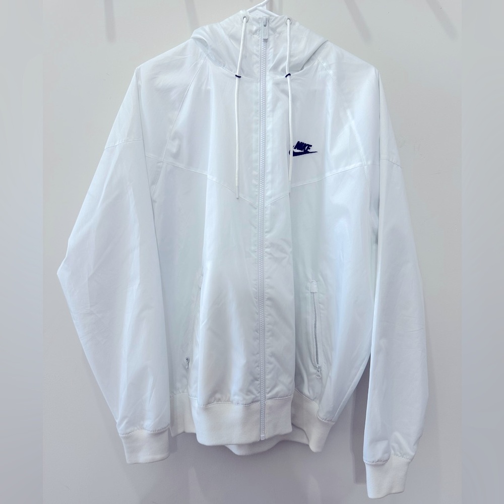 Men’s Nike Windrunner Windbreaker Jacket - M